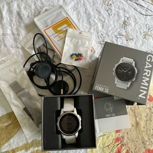 Garmin Fenix 5s Smart Watch 42mm womens